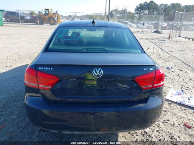 1VWBT7A30EC117632 Volkswagen Passat 1.8t Sport
