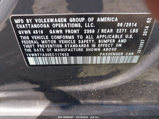 1VWBT7A30EC117632 Volkswagen Passat 1.8t Sport