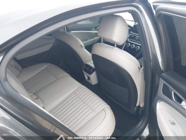 Genesis G70 2.0t Rwd 2022 KMTG34TA0NU102059 Image 8