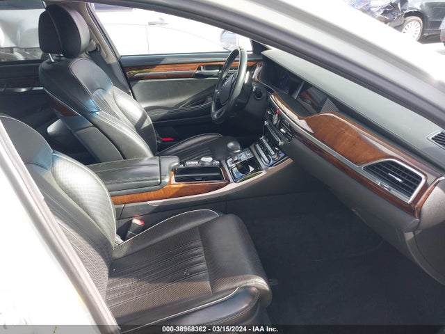 Genesis G90 3.3t Premium 2017 KMHG34JA9HU022793 Image 5