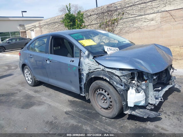 Toyota COROLLA LE 2022 JTDEPMAE1N3002140 Image 1