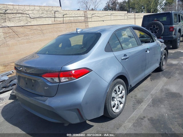 Toyota COROLLA LE 2022 JTDEPMAE1N3002140 Image 4