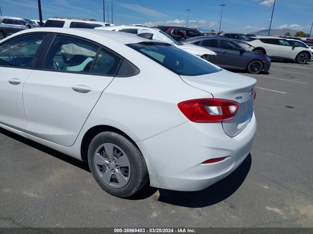Chevrolet Cruze Ls Auto 2017 1G1BC5SM8H7249963 Image 3
