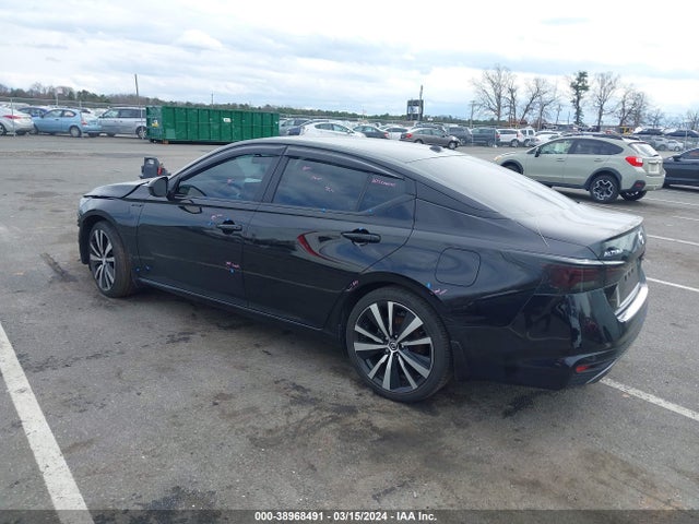 38968491 :رقم المزاد ، 1N4BL4CV8NN337384 vin ، 2022 Nissan Altima Sr Fwd مزاد بيع