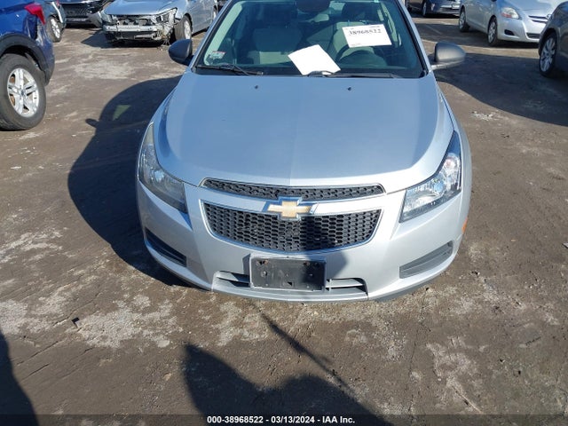 Chevrolet Cruze Ls Auto 2014 1G1PA5SGXE7252123 Image 6