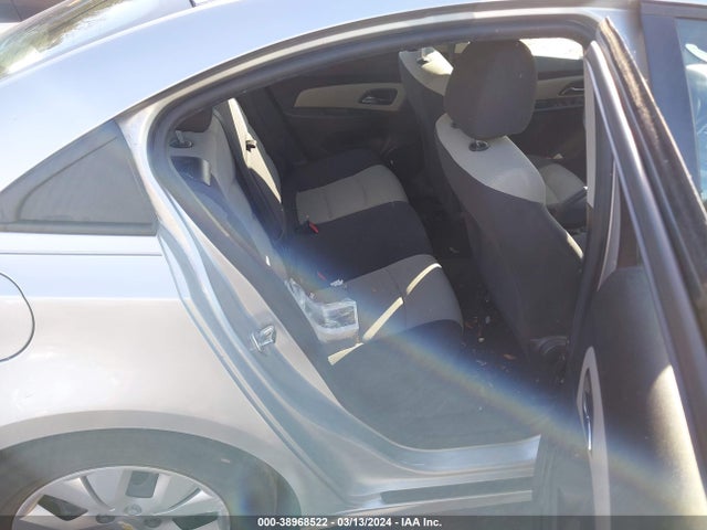 Chevrolet Cruze Ls Auto 2014 1G1PA5SGXE7252123 Image 8
