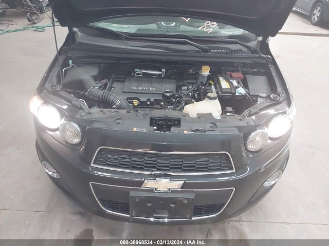 Chevrolet Sonic Ltz Auto 2015 1G1JE6SBXF4183294 Image 10