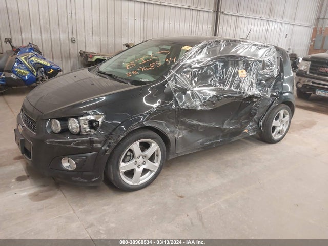 Chevrolet Sonic Ltz Auto 2015 1G1JE6SBXF4183294 Image 2