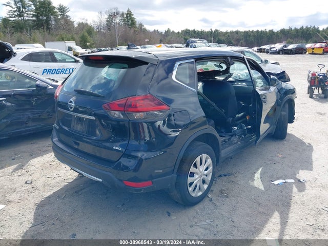 Nissan ROGUE S 2019 5N1AT2MV2KC797944 Image 4