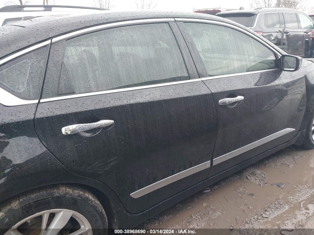 Nissan Altima 2.5 Sv 2015 1N4AL3AP8FC114348 Image 13