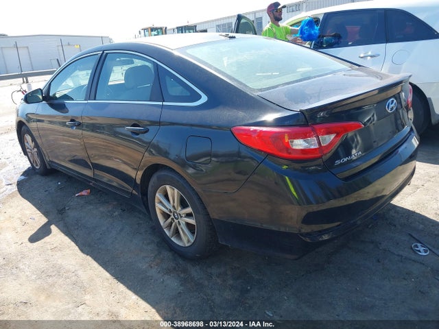 Hyundai SONATA SE 2015 5NPE24AF8FH144370 Image 3