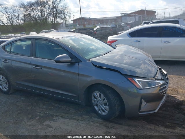 Hyundai ELANTRA SE 2019 5NPD74LFXKH459949 Image 13