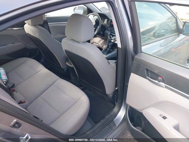 Hyundai ELANTRA SE 2019 5NPD74LFXKH459949 Image 8