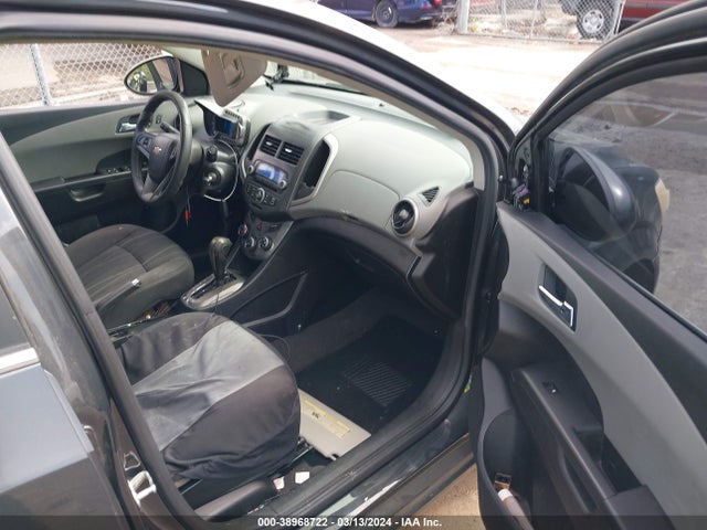 Chevrolet Sonic Lt Auto 2014 1G1JC5SH6E4229254 Image 5