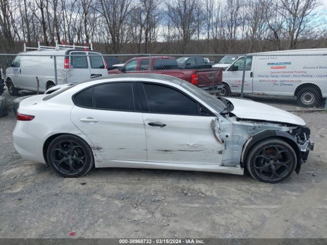 ZARFAEEN2J7597823 Alfa Romeo Giulia Ti Sport Awd