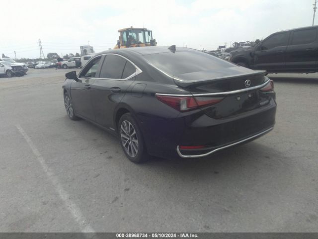 58ACA1C17MU007566 Lexus ES 300H