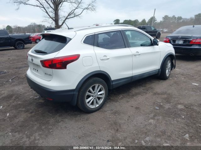 JN1BJ1CRXHW105808 Nissan Rogue Sport Sv