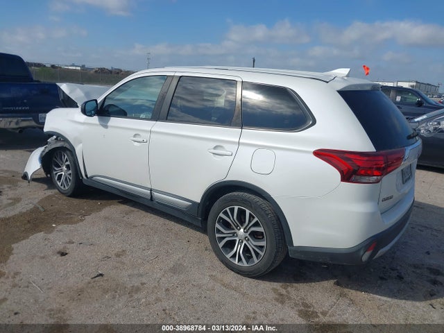 JA4AD2A36HZ057530 Mitsubishi Outlander Es