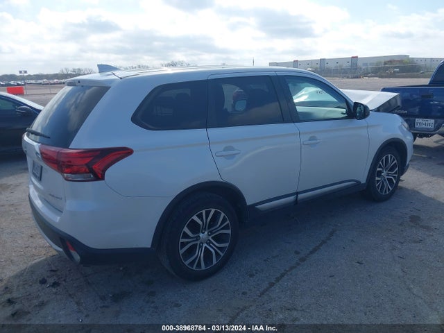 JA4AD2A36HZ057530 Mitsubishi Outlander Es
