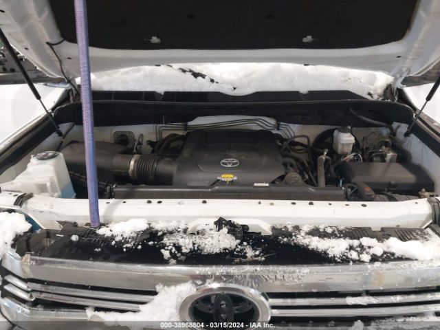 5TFUW5F14HX602478 Toyota Tundra Sr5 5.7l V8