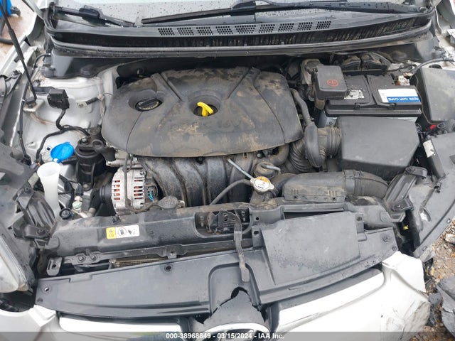 Hyundai ELANTRA SE 2015 5NPDH4AE1FH595612 Image 10