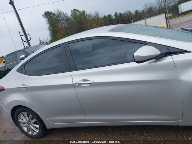 Hyundai ELANTRA SE 2015 5NPDH4AE1FH595612 Image 13