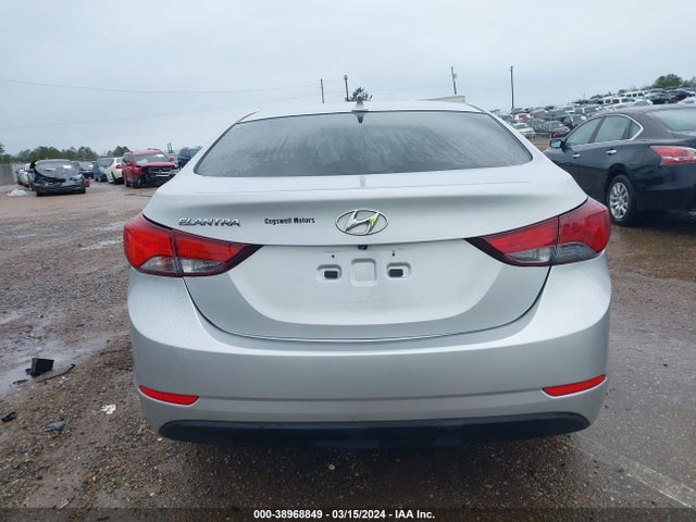 Hyundai ELANTRA SE 2015 5NPDH4AE1FH595612 Image 16