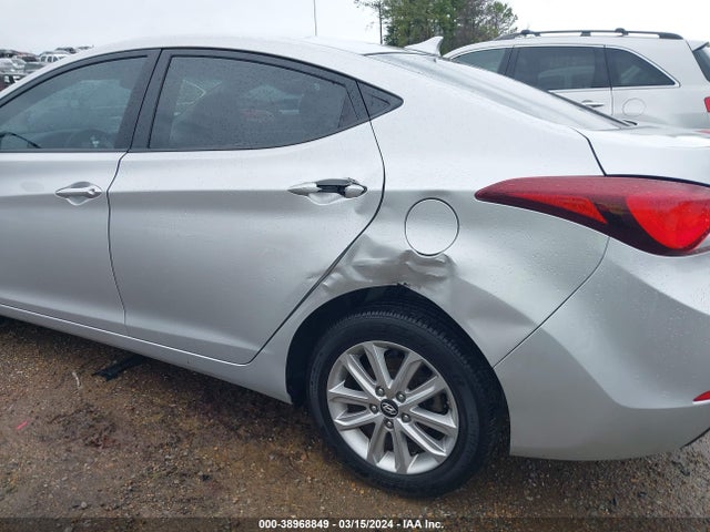 Hyundai ELANTRA SE 2015 5NPDH4AE1FH595612 Image 17