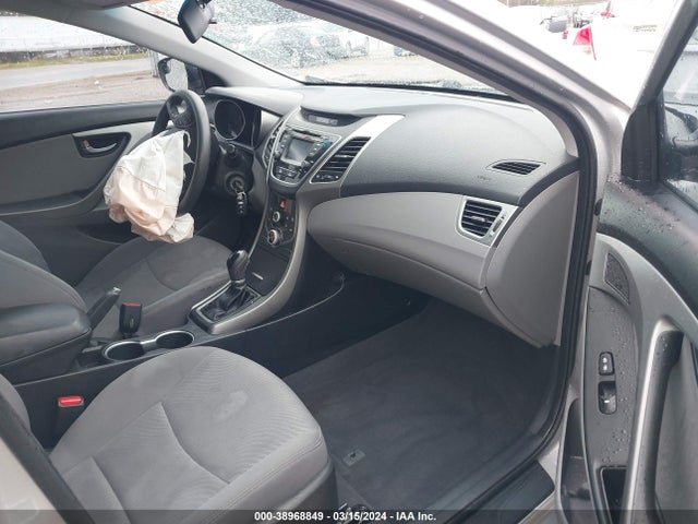 Hyundai ELANTRA SE 2015 5NPDH4AE1FH595612 Image 5
