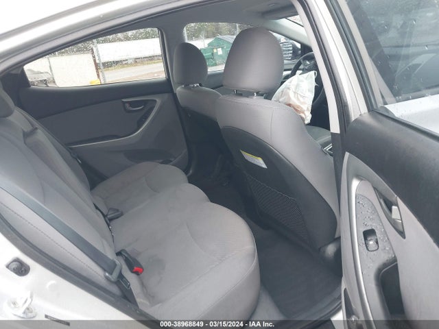 Hyundai ELANTRA SE 2015 5NPDH4AE1FH595612 Image 8