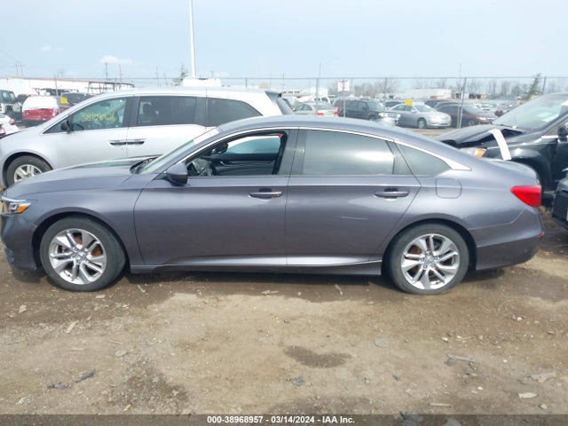 Honda ACCORD LX 2018 1HGCV1F10JA264062 Image 14