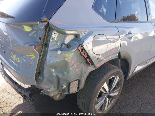 JN8BT3DC7NW120053 Nissan Rogue Platinum Fwd