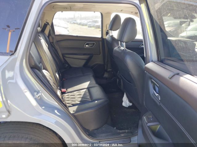 JN8BT3DC7NW120053 Nissan Rogue Platinum Fwd