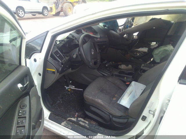 KIA FORTE LX 2015 KNAFX4A68F5356544 Image 5