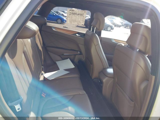 5LMCJ3D9XGUJ20940 Lincoln Mkc Reserve