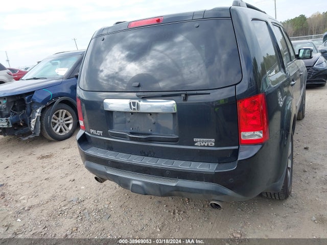 Honda Pilot Touring 2015 5FNYF4H97FB073856 Image 17