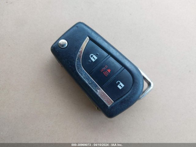 NMTKHMBX4JR028867 Toyota C-HR XLE