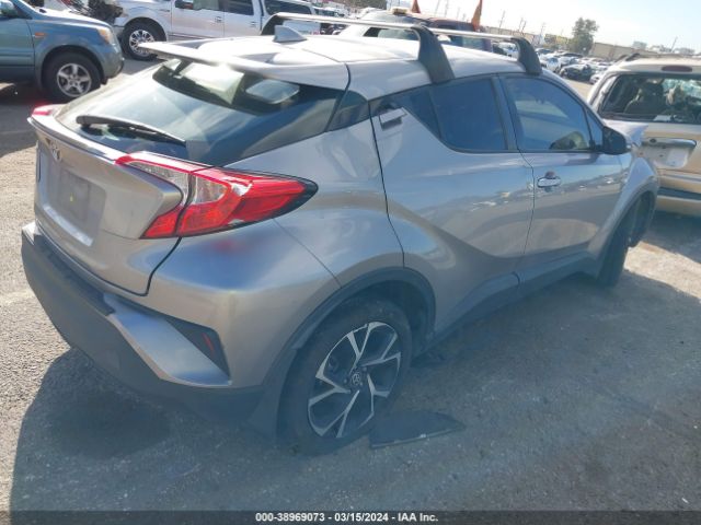 NMTKHMBX4JR028867 Toyota C-HR XLE