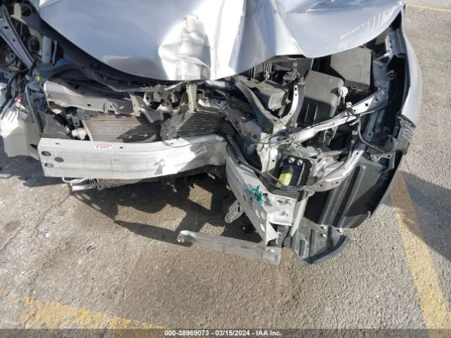NMTKHMBX4JR028867 Toyota C-HR XLE