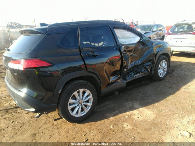Toyota Corolla Cross Le 2022 7MUCAAAG1NV009389 Image 4