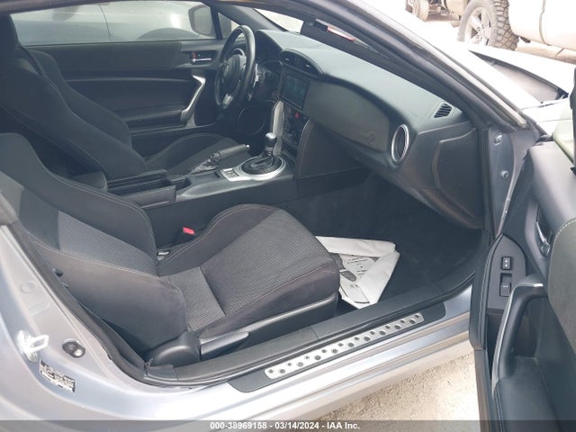 Toyota 86 2020 JF1ZNAA16L8752495 Image 5