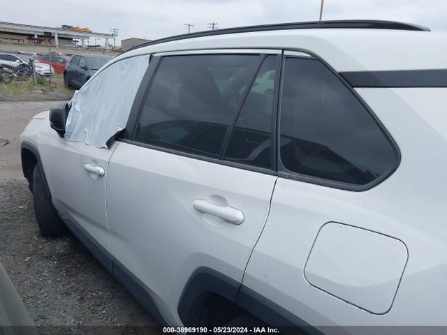 Toyota RAV4 LE 2019 2T3H1RFV3KC008908 Image 15