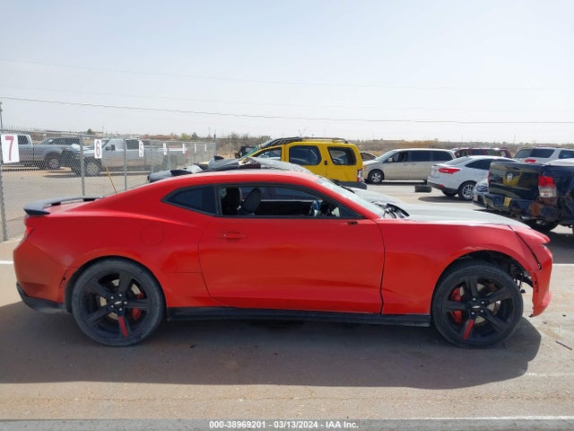 Chevrolet CAMARO 2SS 2017 1G1FH1R75H0130949 Image 12