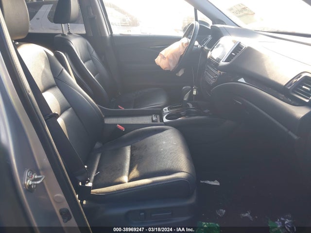 Honda Ridgeline Rtl-e 2019 5FPYK3F75KB004074 Image 5
