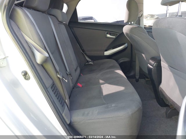 Toyota Prius Three 2014 JTDKN3DUXE1747065 Image 8