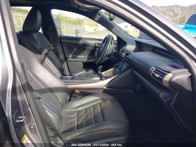 Lexus IS 250 2014 JTHBF1D27E5037337 Image 5