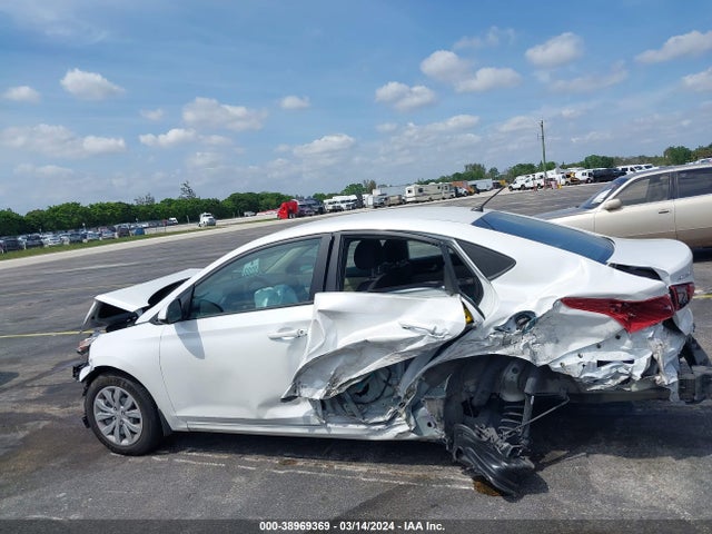 Hyundai ACCENT SE 2022 3KPC24A62NE170232 Image 13