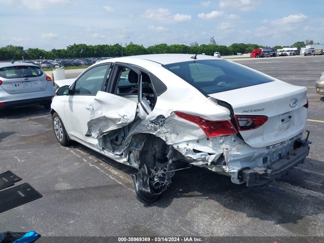 Hyundai ACCENT SE 2022 3KPC24A62NE170232 Image 3