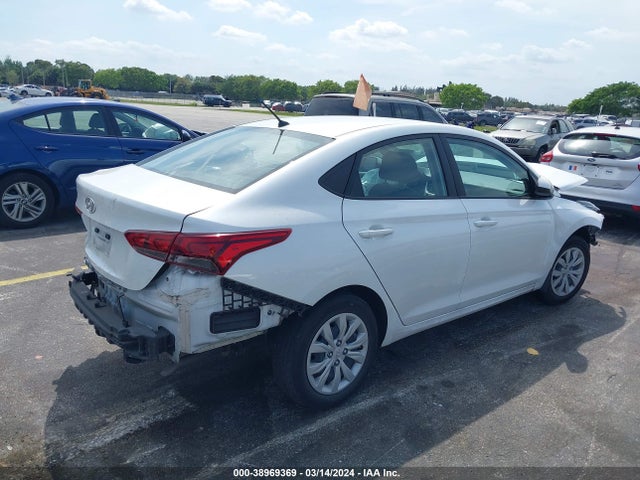 Hyundai ACCENT SE 2022 3KPC24A62NE170232 Image 4