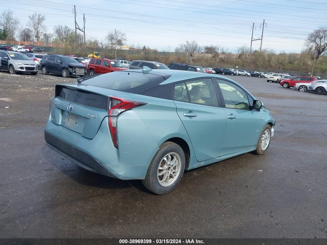Toyota Prius Three 2016 JTDKARFU5G3006910 Image 4